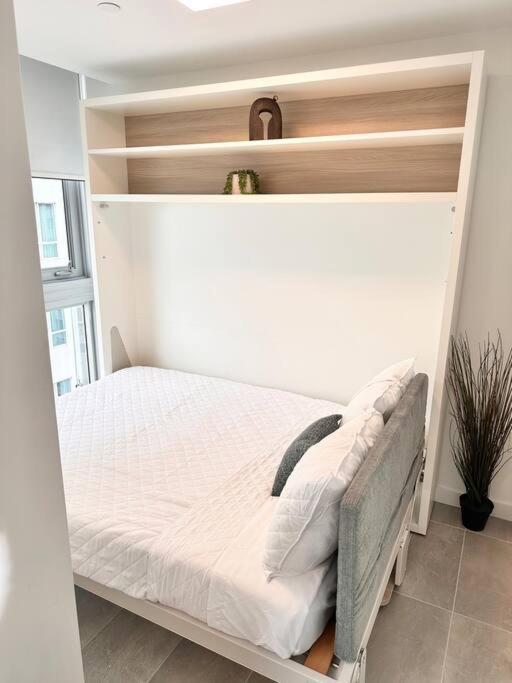 Appartement Breathtaking 1Br In The Heart Miami Extérieur photo
