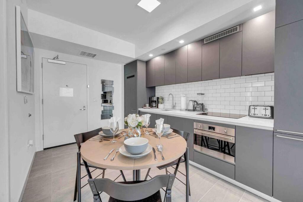 Appartement Breathtaking 1Br In The Heart Miami Extérieur photo