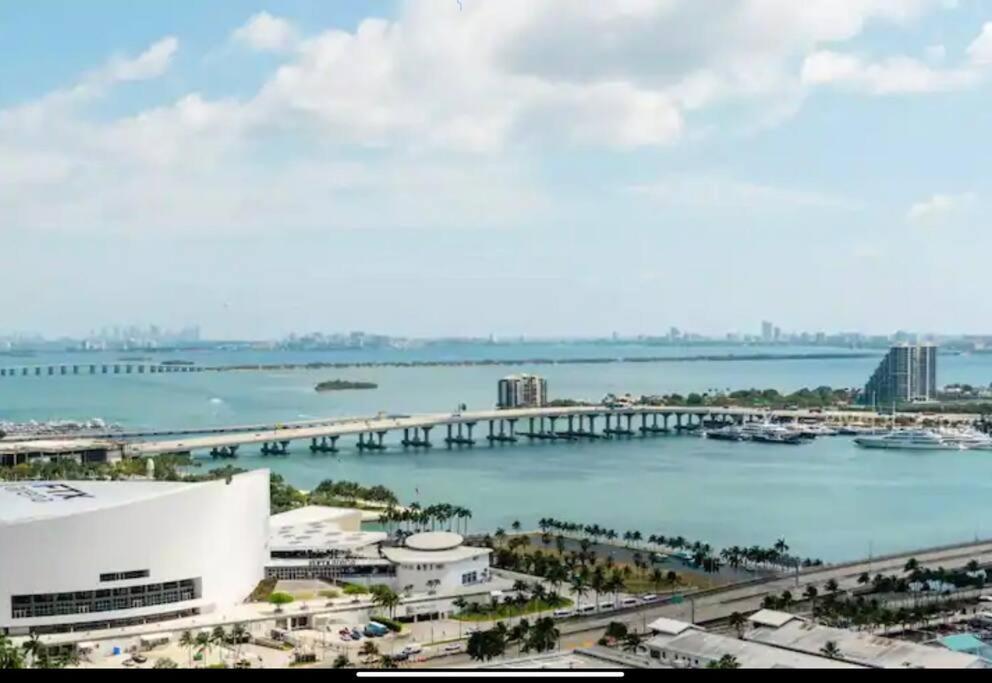 Appartement Breathtaking 1Br In The Heart Miami Extérieur photo