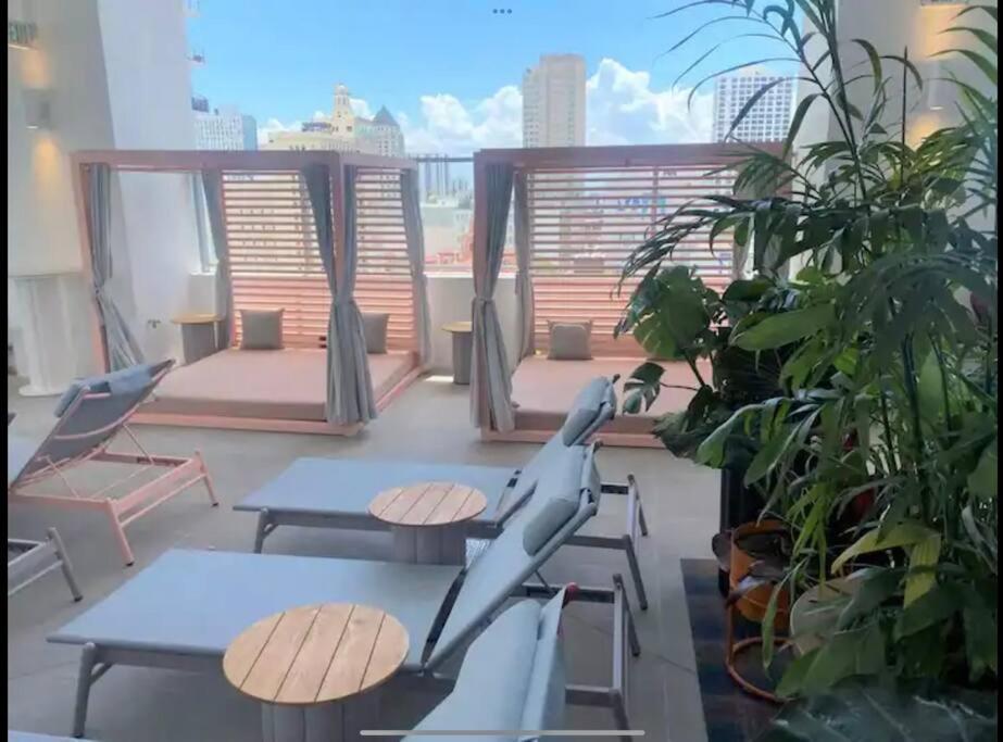 Appartement Breathtaking 1Br In The Heart Miami Extérieur photo